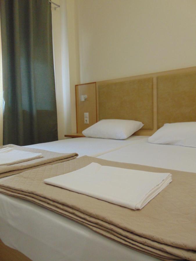 Sweetmar Guestrooms-Ground Floor Cós Exterior foto